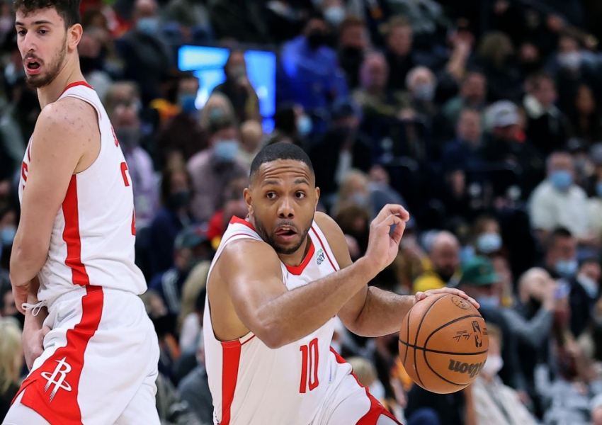 7 Teams in 3 Years, 8 Superstar Teammates, and No Championship: How Unlucky Is Eric Gordon?-2