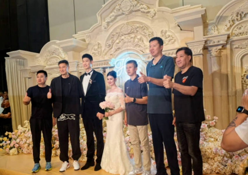 He’s Married! Hu Jinqiu Scores 42 Points and 22 Rebounds in Asian Qualifiers – Is He the Future of China’s Frontcourt?-1