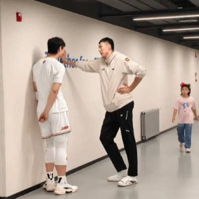 17-of-19 from the Field! Dominating an NBA Lottery Pick, Hu Jinqiu Proves He's China’s Top Big Man