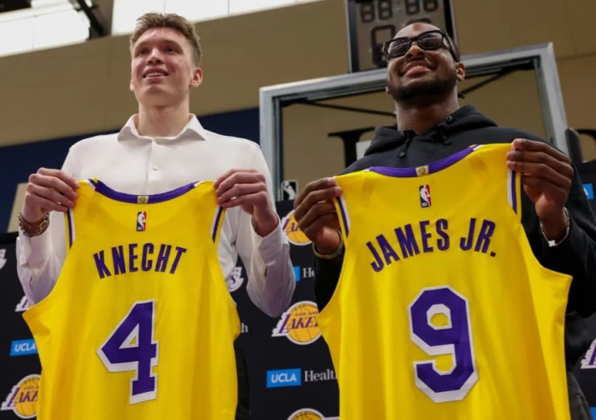 Explosive Start! Lakers Preseason Debut Reveals Two Surprises, Was the $32M Contract Worth It?-2